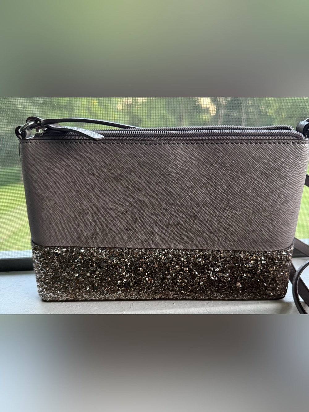 kate spade Greta Court Ramey crossbody w/glitter trim & matching card holder EUC - Picture 3 of 11
